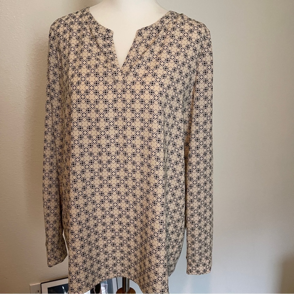 Pleione Geometric Cream & Black Geometric Print Blouse | Size M - Picture 2 of 11